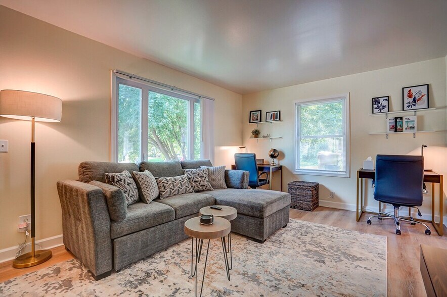 Building Photo - 88 Craig Ave