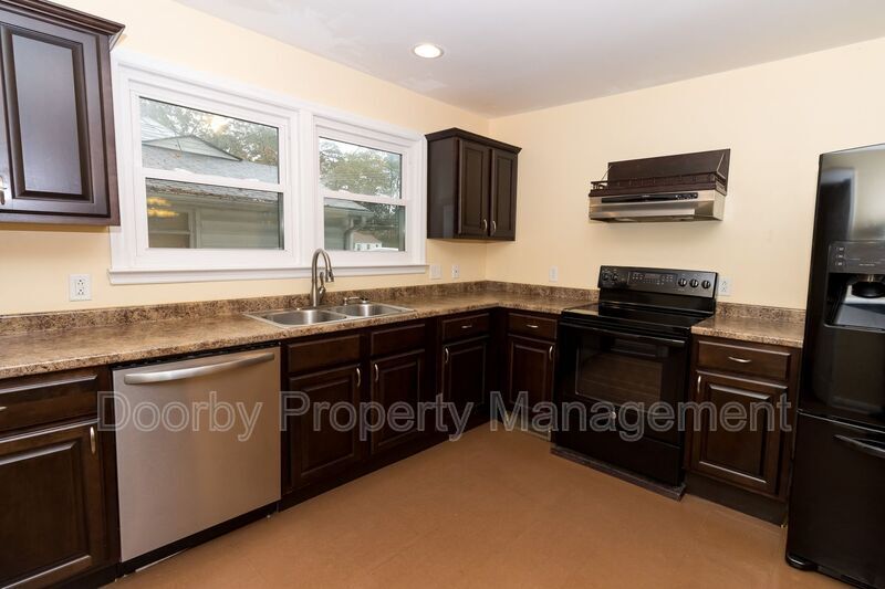 Building Photo - 1123 John Ross Rd