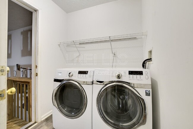 Building Photo - 5703 Georgia Ln