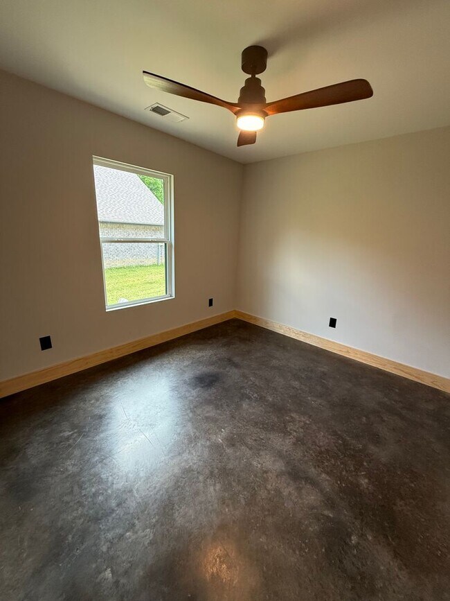 Building Photo - Brand New 3 BR Home in Charlotte