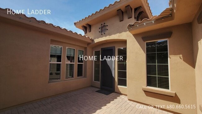 Building Photo - 1708 W Dusty Wren Dr