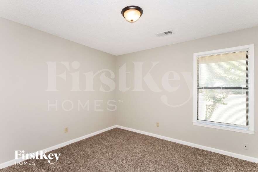 Building Photo - 6705 Boylston Dr