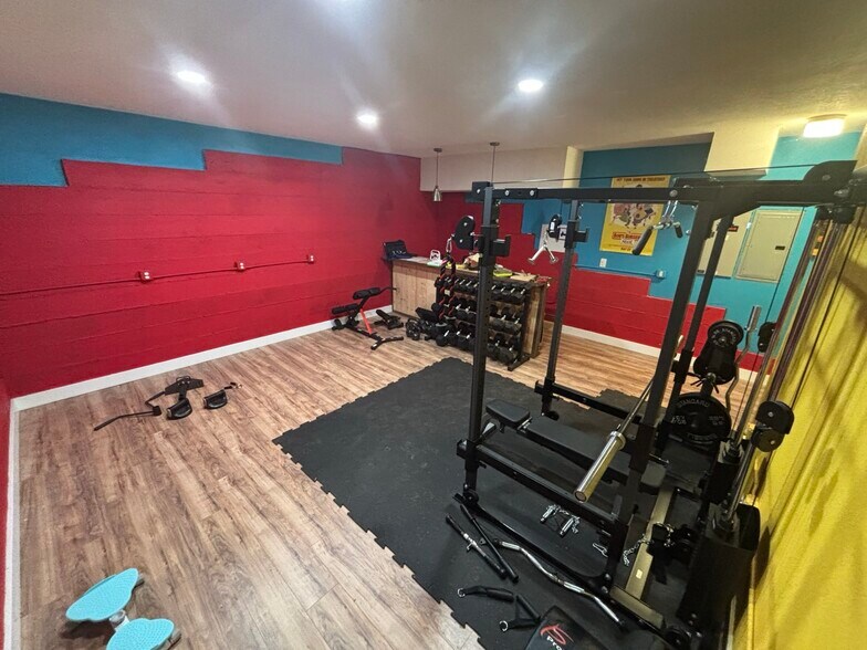 Building Photo - 5430 Whitney Ct