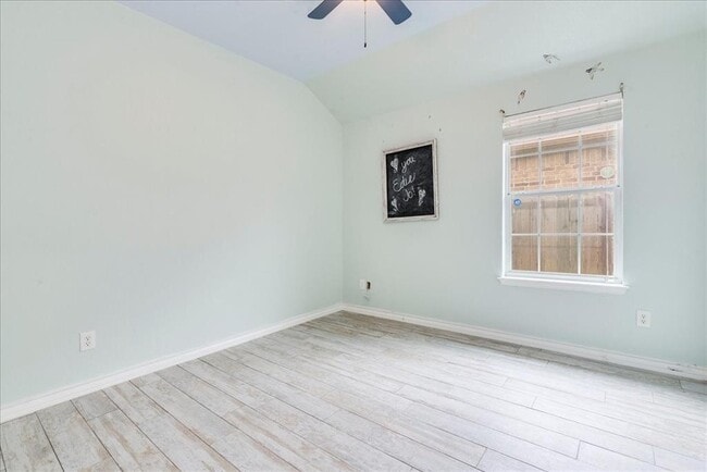 Building Photo - 7805 Huddleston Ln