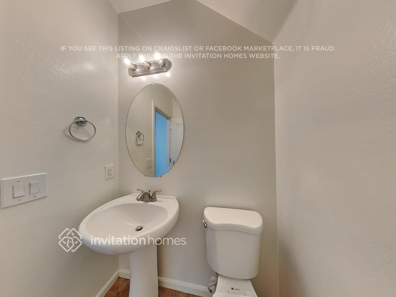 Building Photo - 3387 E Constitution Dr