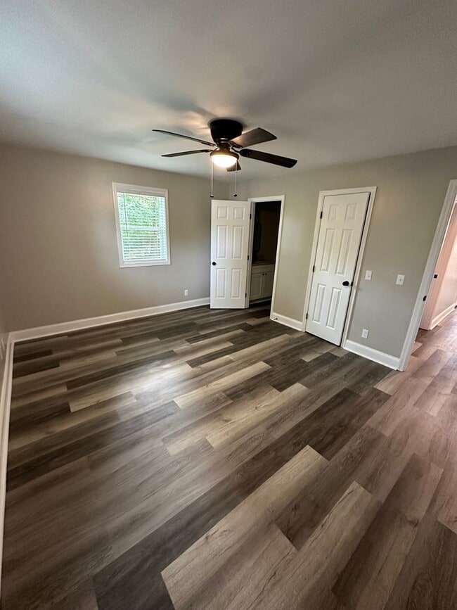 Building Photo - FOR LEASE - single family home in Hermitage, TN!