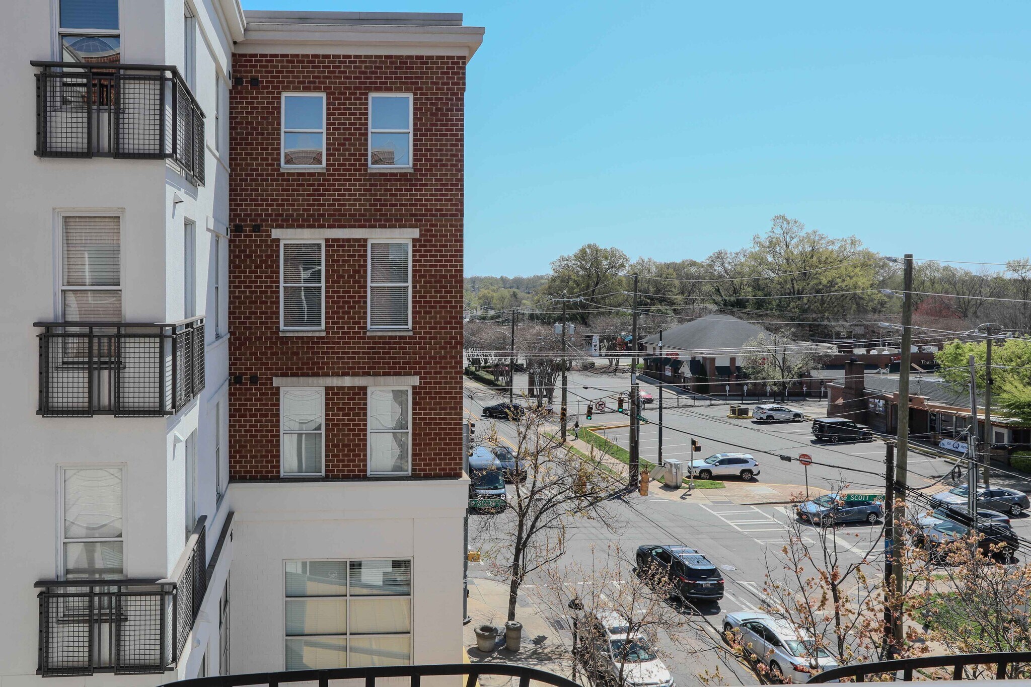 Building Photo - 1315 East Blvd