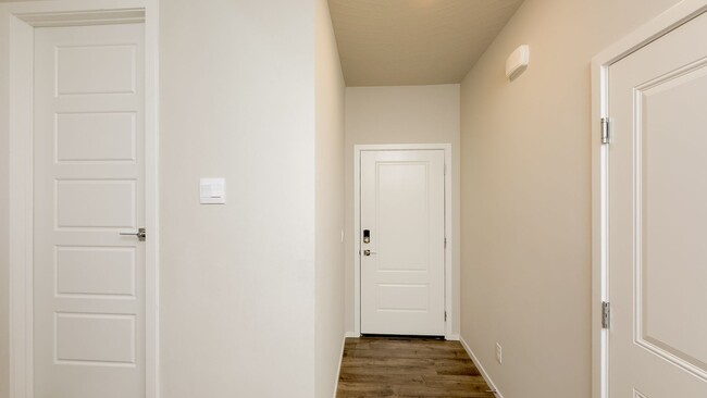 Building Photo - 5513 W Morgantown Ln