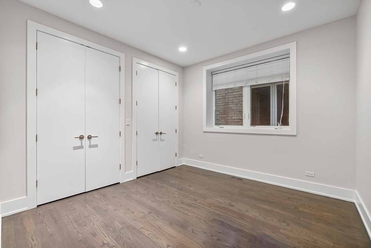 Building Photo - 2814 W North Ave