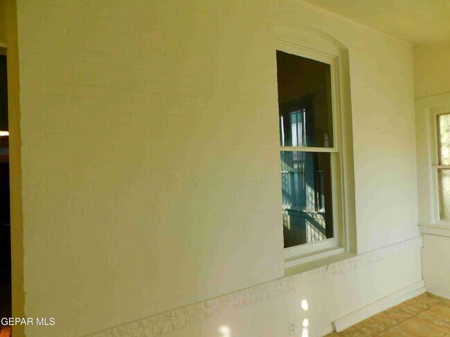Building Photo - 1024 Upson Dr