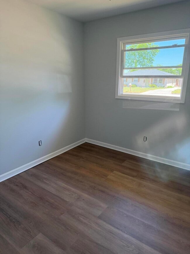 Building Photo - 1352 Canonero Dr