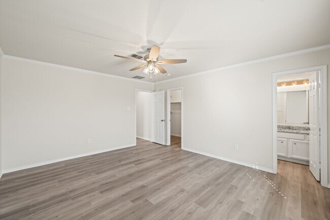 Building Photo - Large 3/2/2 in Frenship ISD!