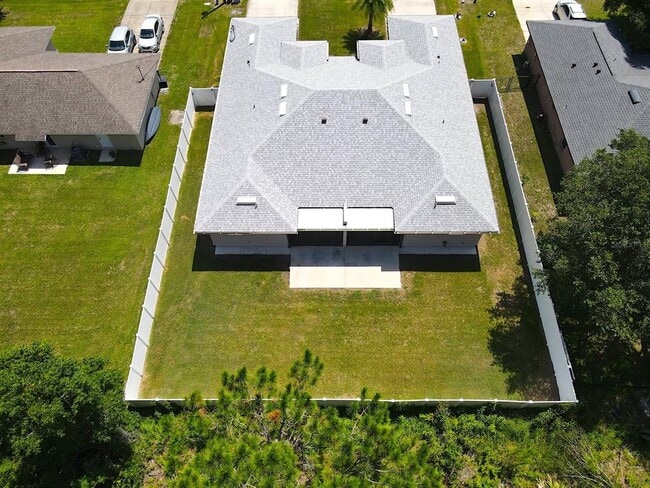 Building Photo - 80 Buttonworth Dr