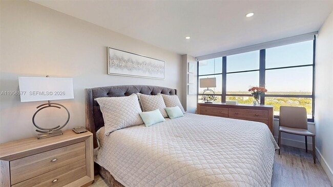 Building Photo - 600 Three Islands Boulevard