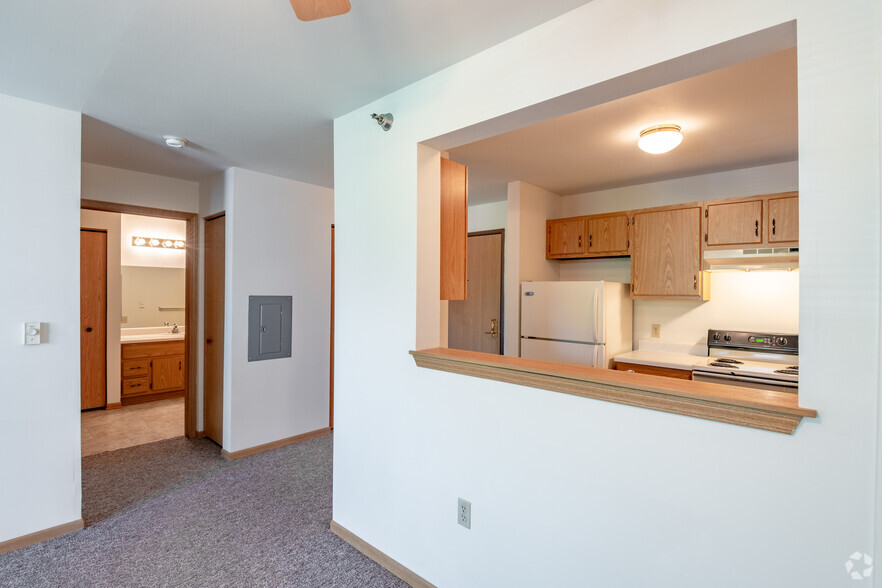 One Bedroom - Thompson Meadows Apartments: 55+ Adult