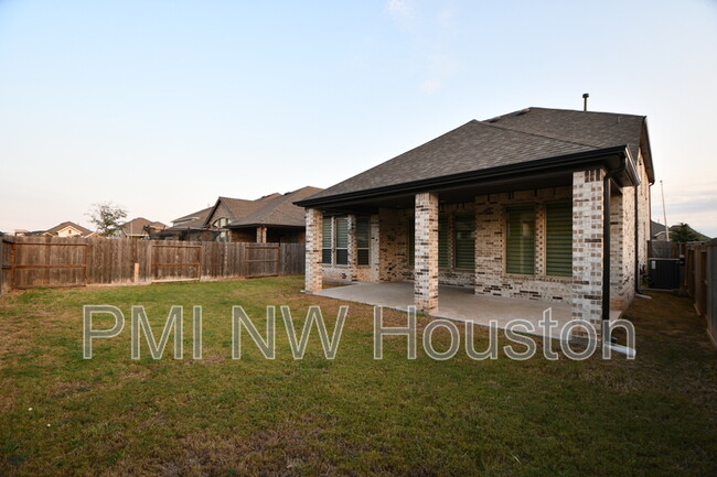 Building Photo - 29914 Violet Crest Ct