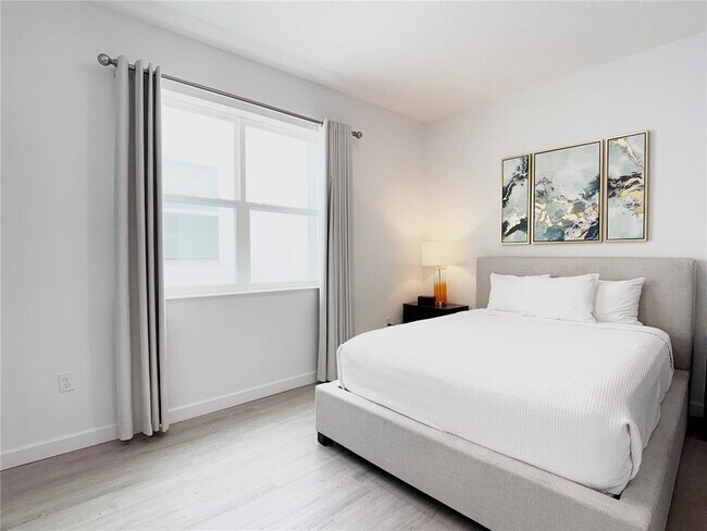 Building Photo - 332 Famagusta Dr