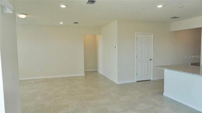 Building Photo - 1616 Aspen Ave