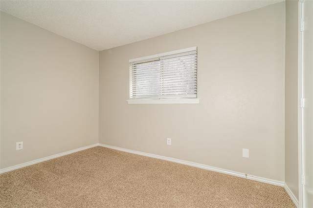 Building Photo - 112 Bluebonnet Dr