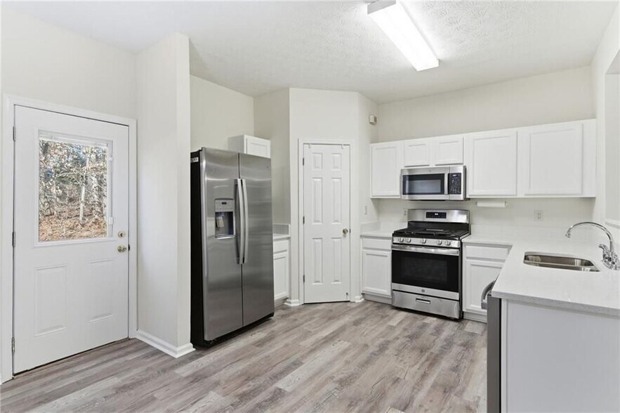 Building Photo - 2913 Greyhawk Ln