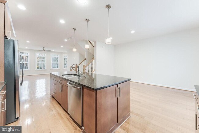 Building Photo - 3104 Magellan Ct