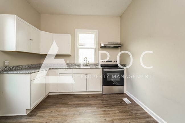 Building Photo - 705 Salisbury Ridge Rd