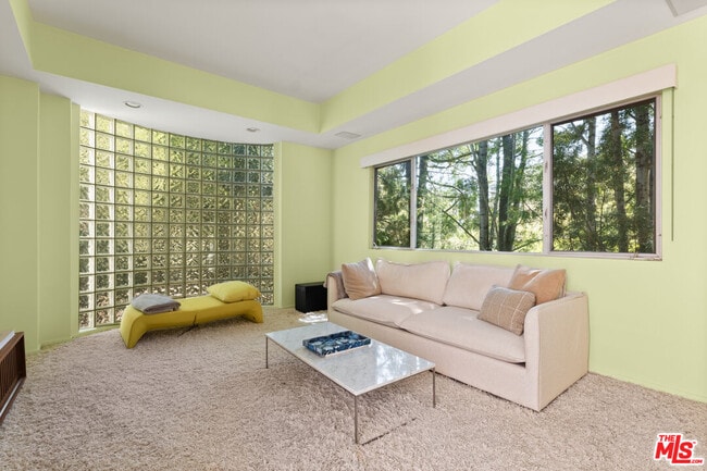 Building Photo - 7582 Mulholland Dr