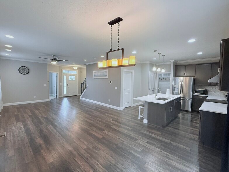 Building Photo - 3117 W Millstone Dr