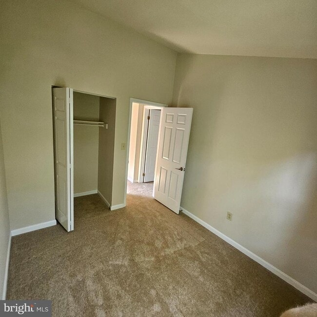 Building Photo - 1509 Templeton Pl