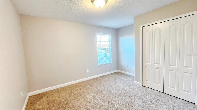 Building Photo - 5612 Water Pier Ln