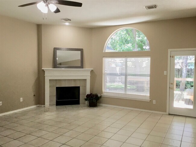 Building Photo - 14 Heron Hollow Ct