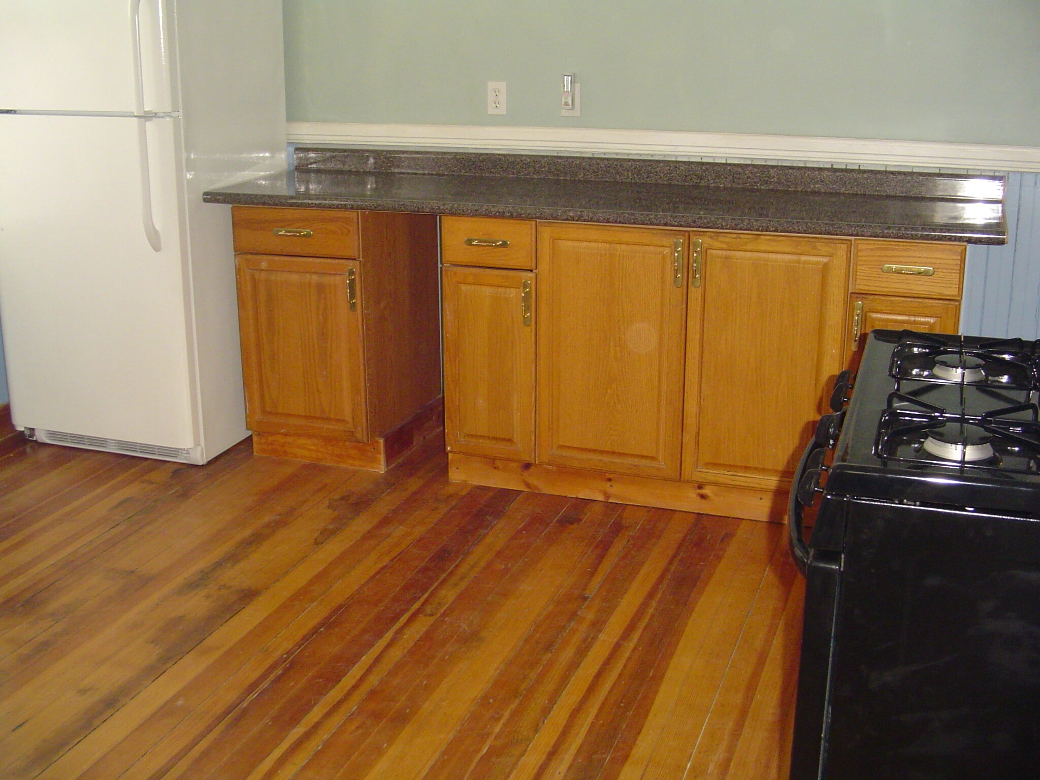 Building Photo - 73 Cottage St