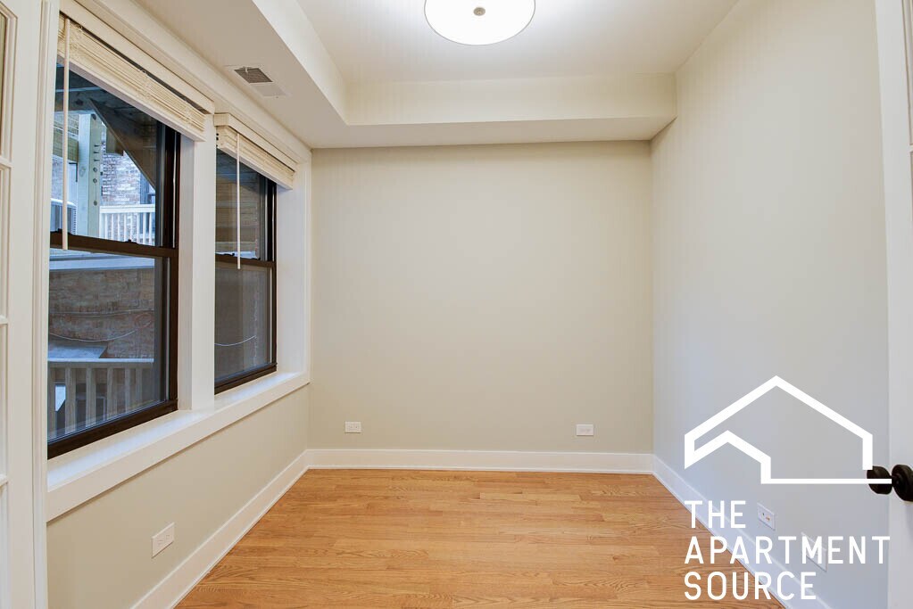 Building Photo - 4409 N Seeley Ave