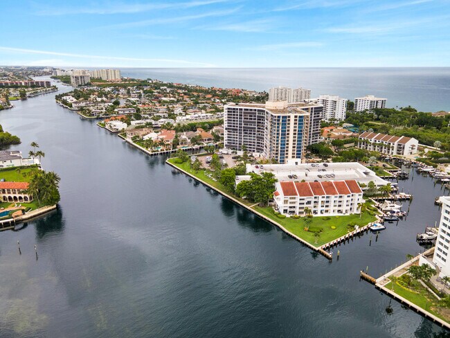 Building Photo - 4744 S Ocean Blvd