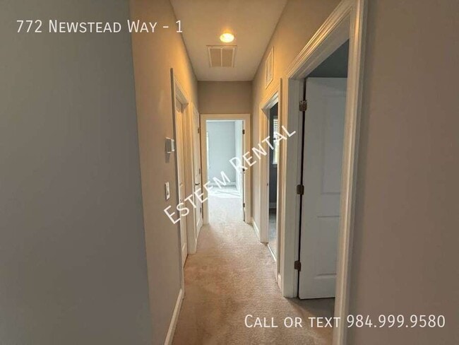 Building Photo - 772 Newstead Way