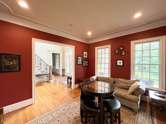 Building Photo - Incredible 4BD, 6.5BA Raleigh Home Near Fa...
