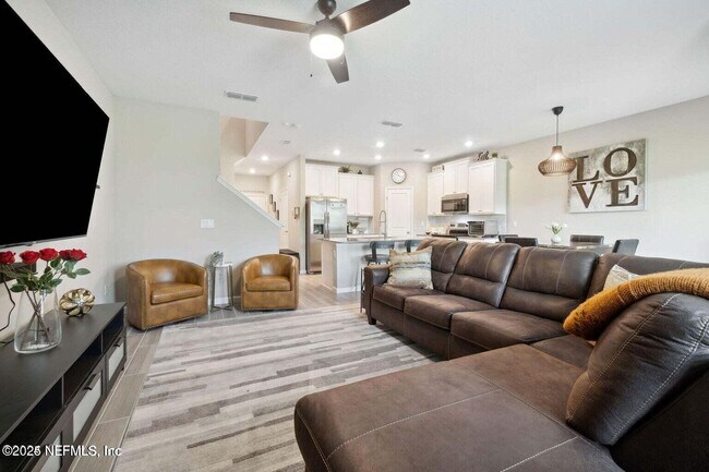 Building Photo - 357 Boracay Cir