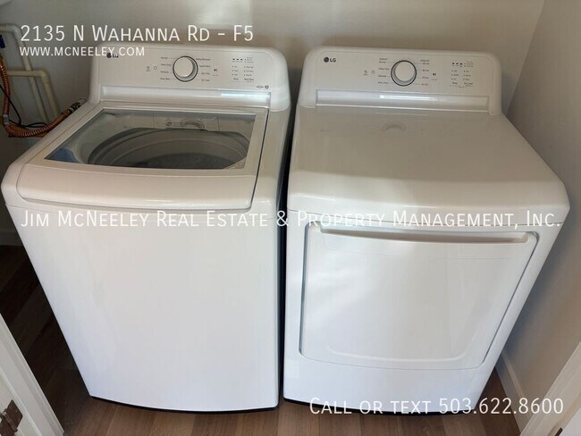 Building Photo - 2135 N Wahanna Rd