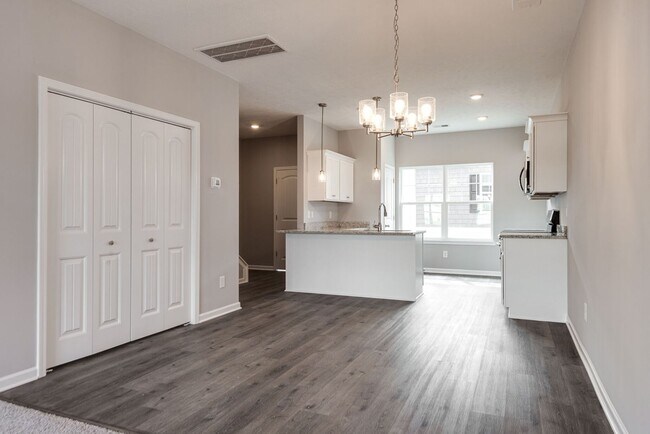 Building Photo - 305 Moshe Feder Wy