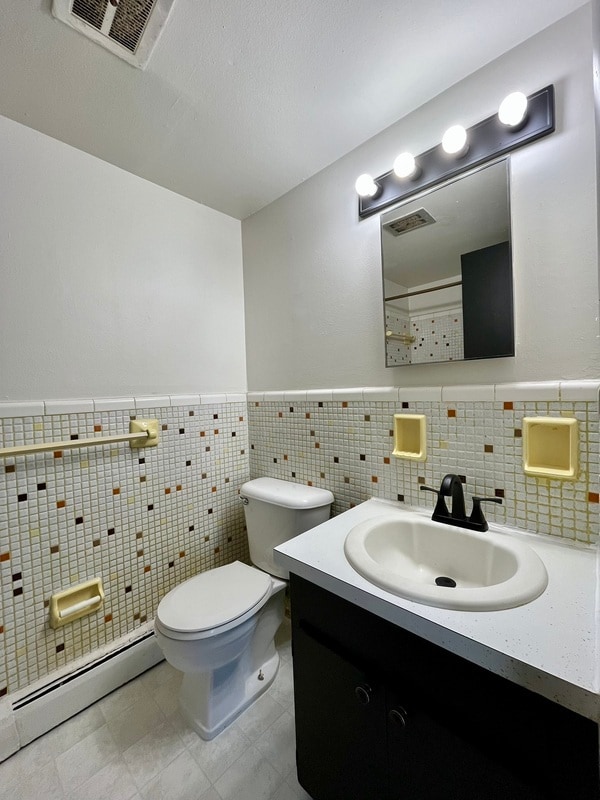 Building Photo - 550 Harrison Blvd