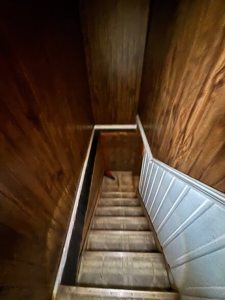 Building Photo - 2211 W Butler St