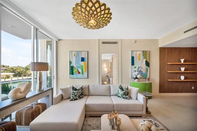 Building Photo - 2311 SE 17th St