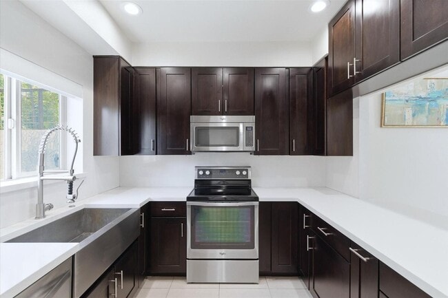 Building Photo - 7209 E McDonald Dr