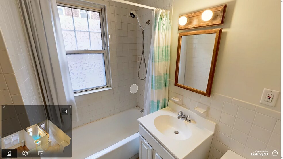 Building Photo - 154 Summer St