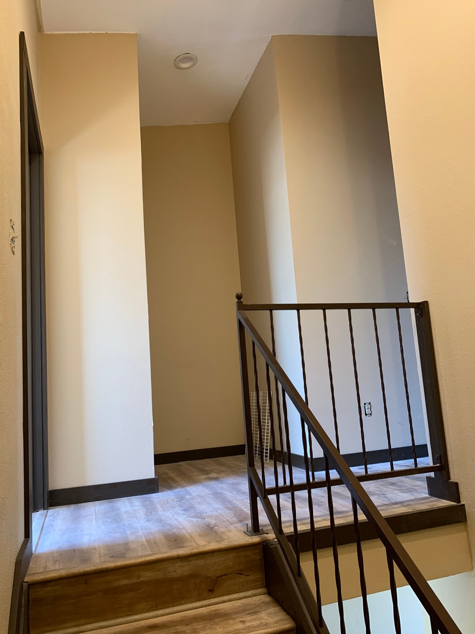 Stairs - Up - 1125 Custer Ave