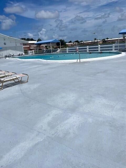 Building Photo - 815 Ter