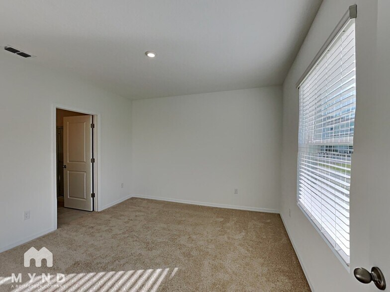 Building Photo - 36813 Yesler Dr