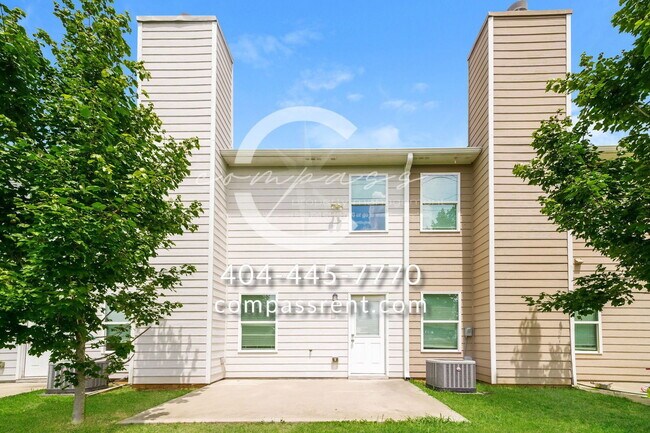 Building Photo - 106 Squarewood Ln NW