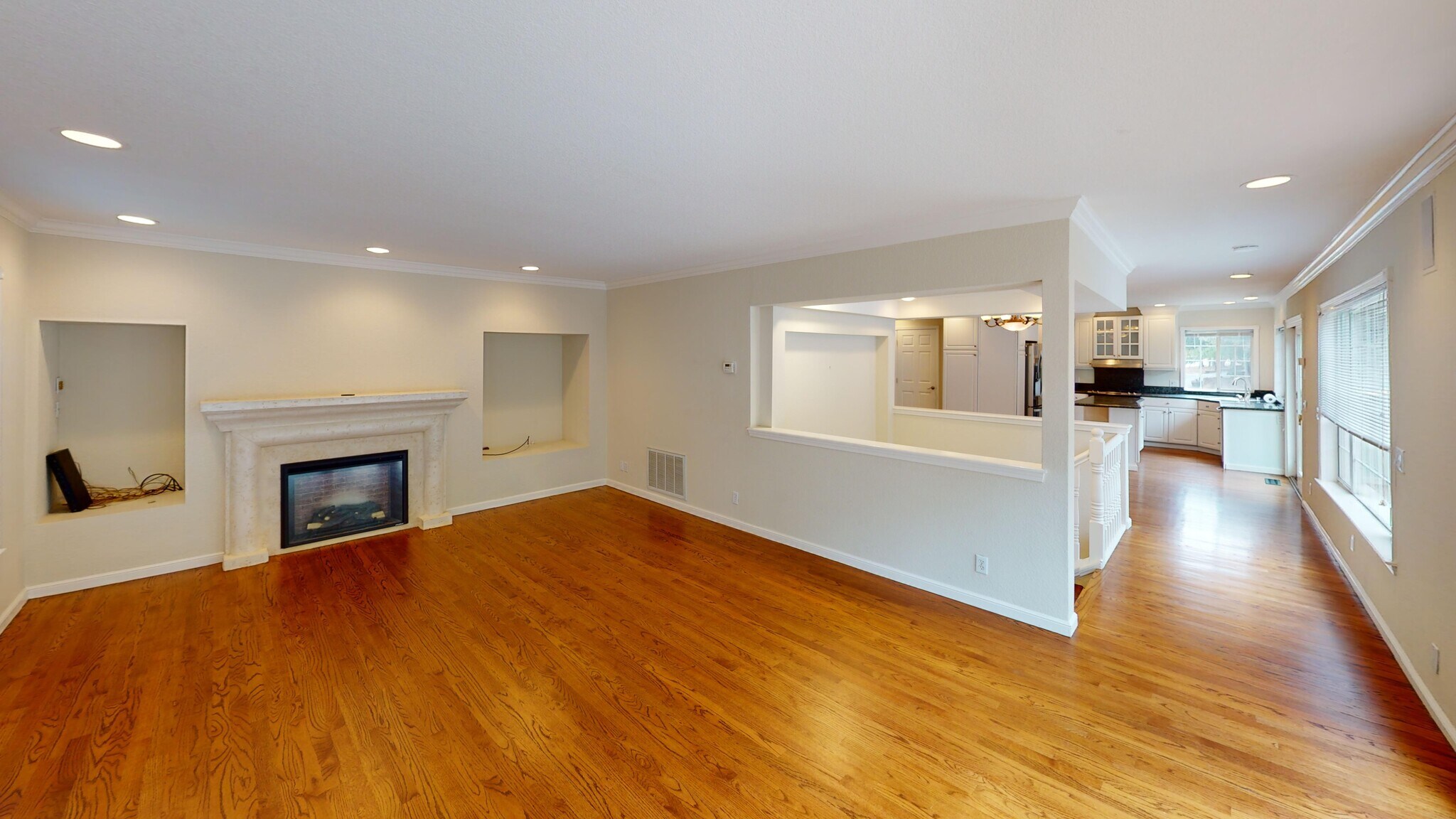 Building Photo - 3040 San Juan Blvd