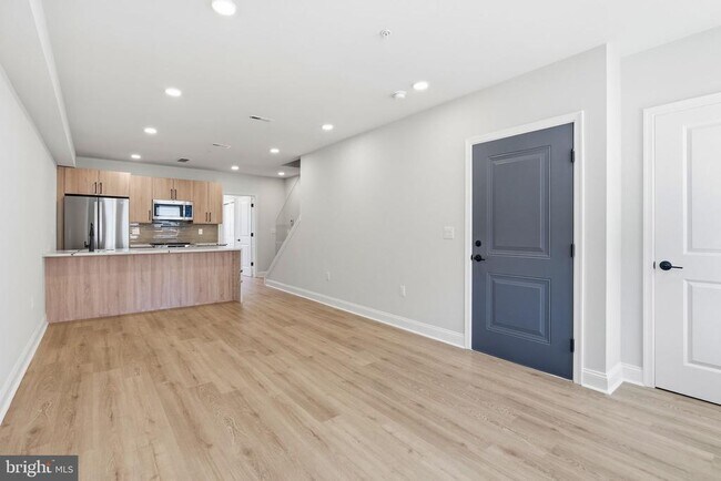 Building Photo - 2709 MAYA Ln